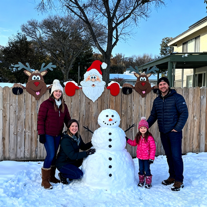 🎅Christmas Fence Peeker